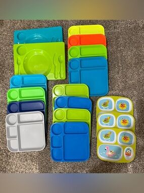Kids various trays / divided plates / dinnerware